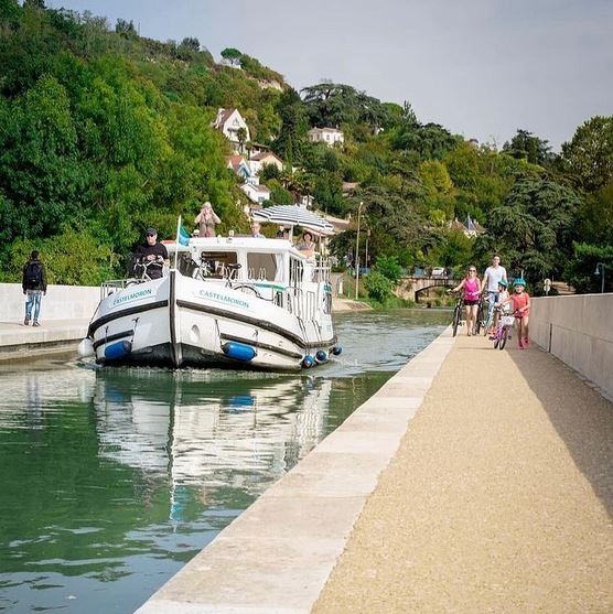 le Canal des deux mers a velo